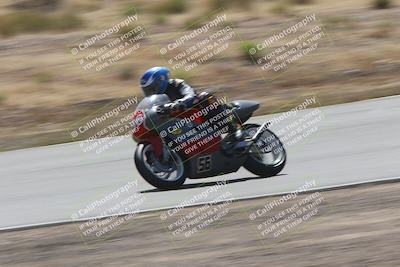 media/Apr-20-2025-AHRMA (Sun) [[393a79c373]]/Race/Group 10/Turn 4b/